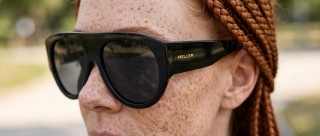 Meller Lira All Black Generiertes Bild