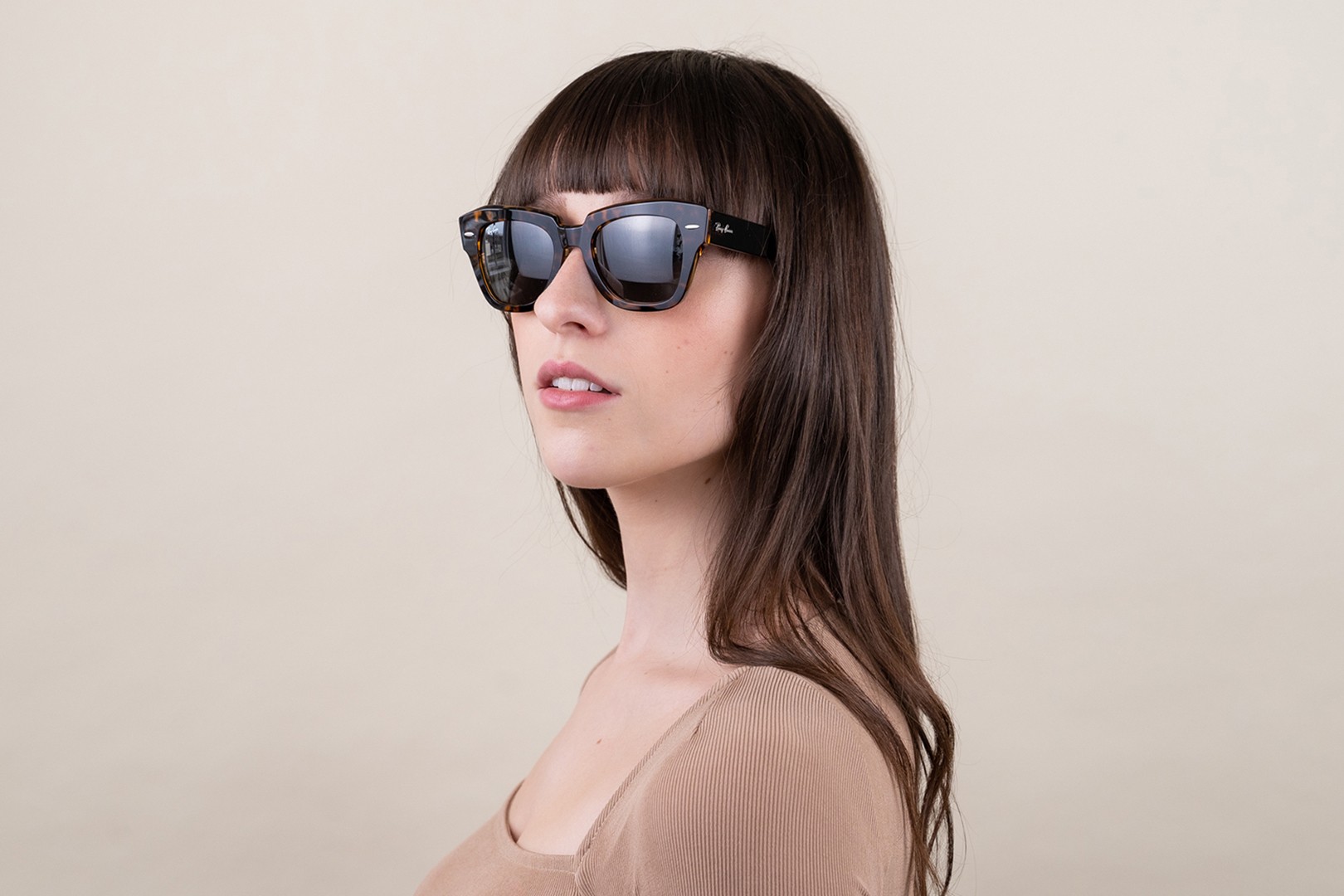 Ray ban squadrati hotsell
